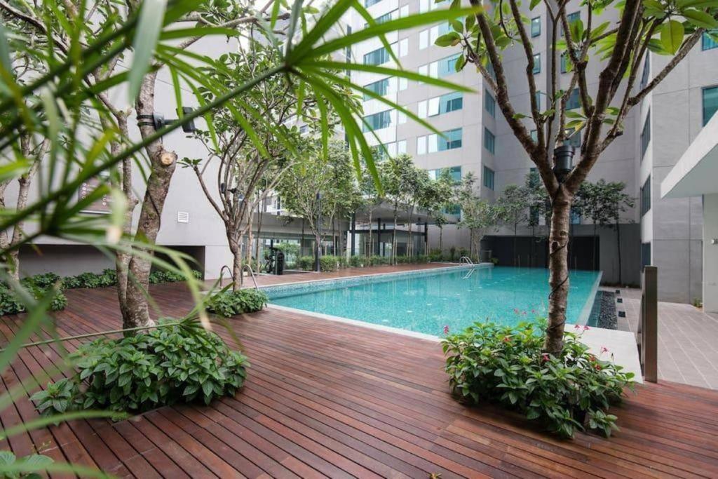 Summer Suites Apartment @Klcc By Sarah'S Lodge Куала-Лумпур Екстер'єр фото
