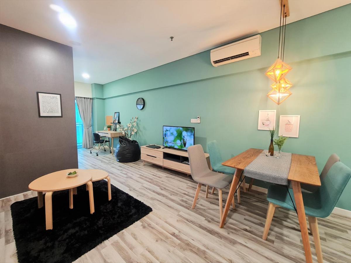 Summer Suites Apartment @Klcc By Sarah'S Lodge Куала-Лумпур Екстер'єр фото