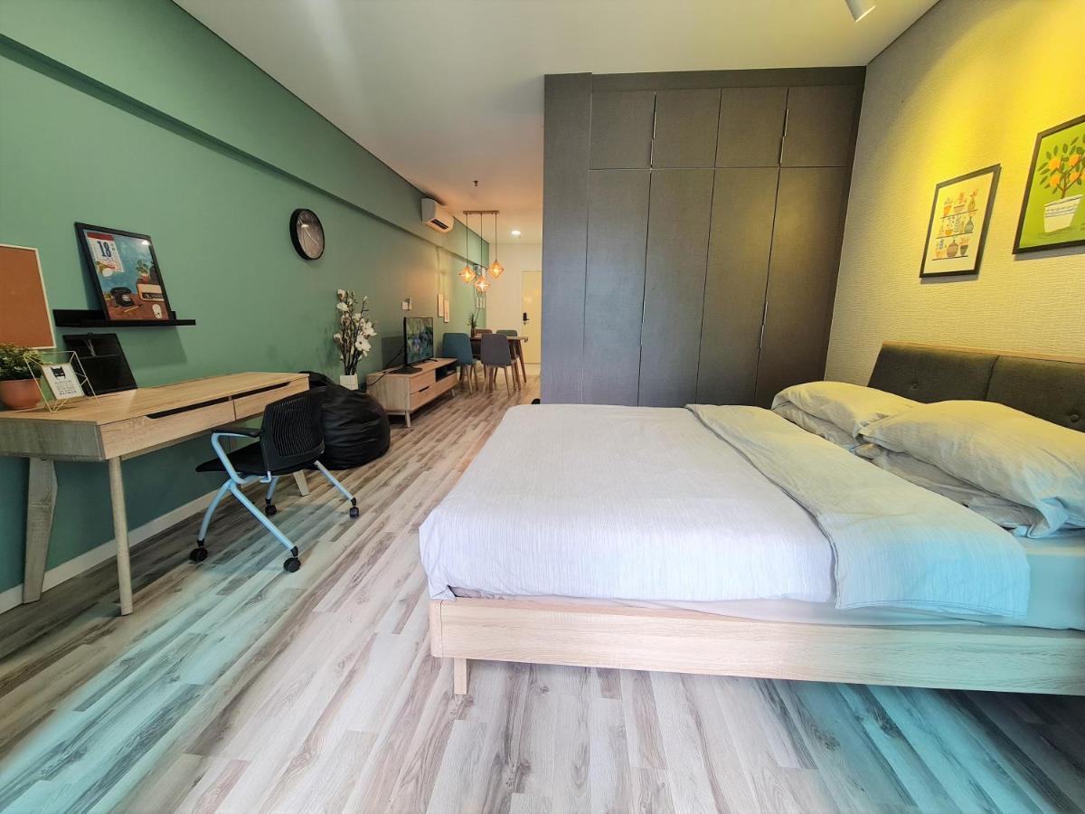 Summer Suites Apartment @Klcc By Sarah'S Lodge Куала-Лумпур Екстер'єр фото
