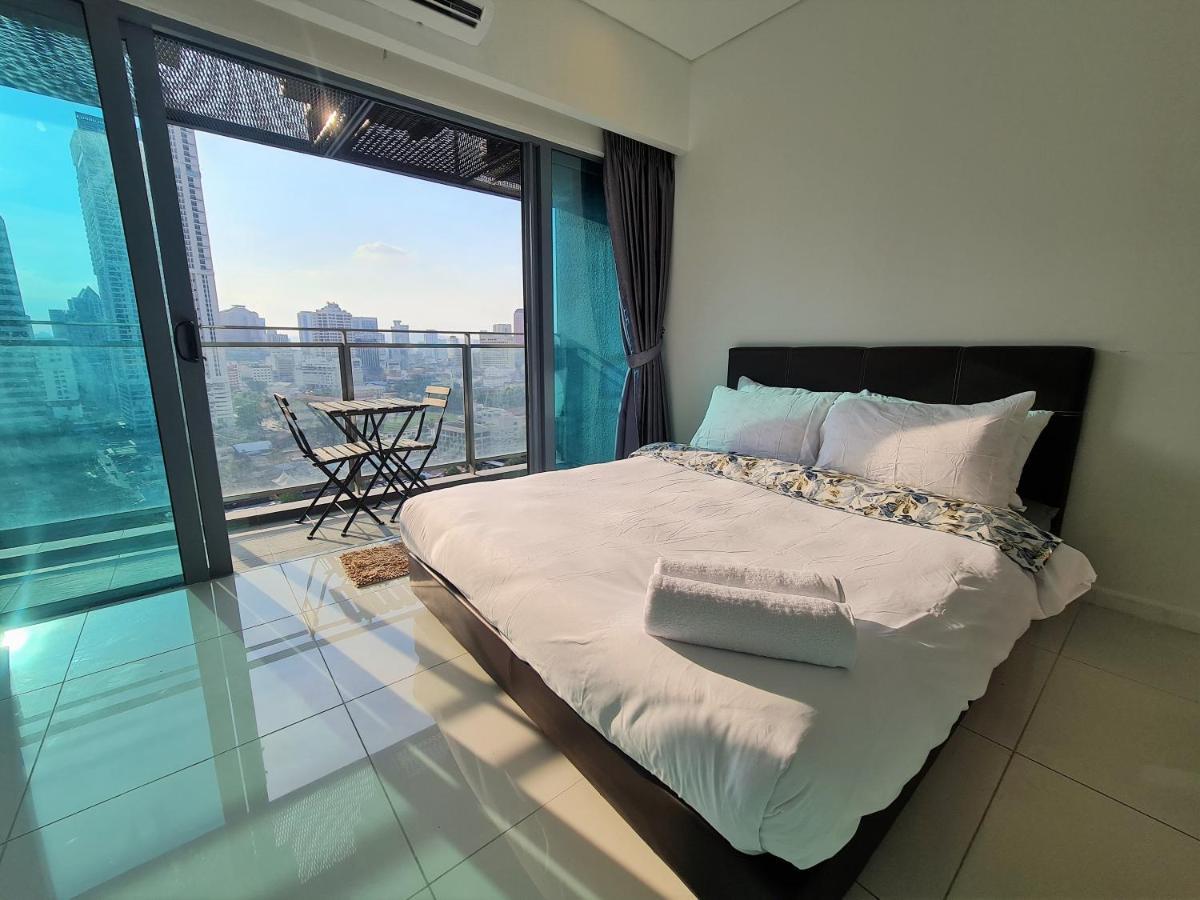 Summer Suites Apartment @Klcc By Sarah'S Lodge Куала-Лумпур Екстер'єр фото