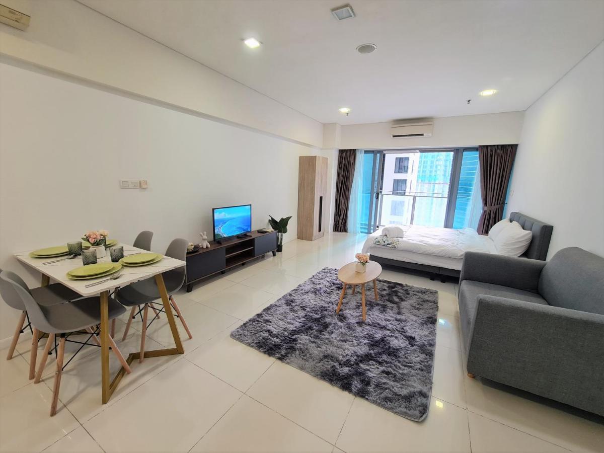 Summer Suites Apartment @Klcc By Sarah'S Lodge Куала-Лумпур Екстер'єр фото